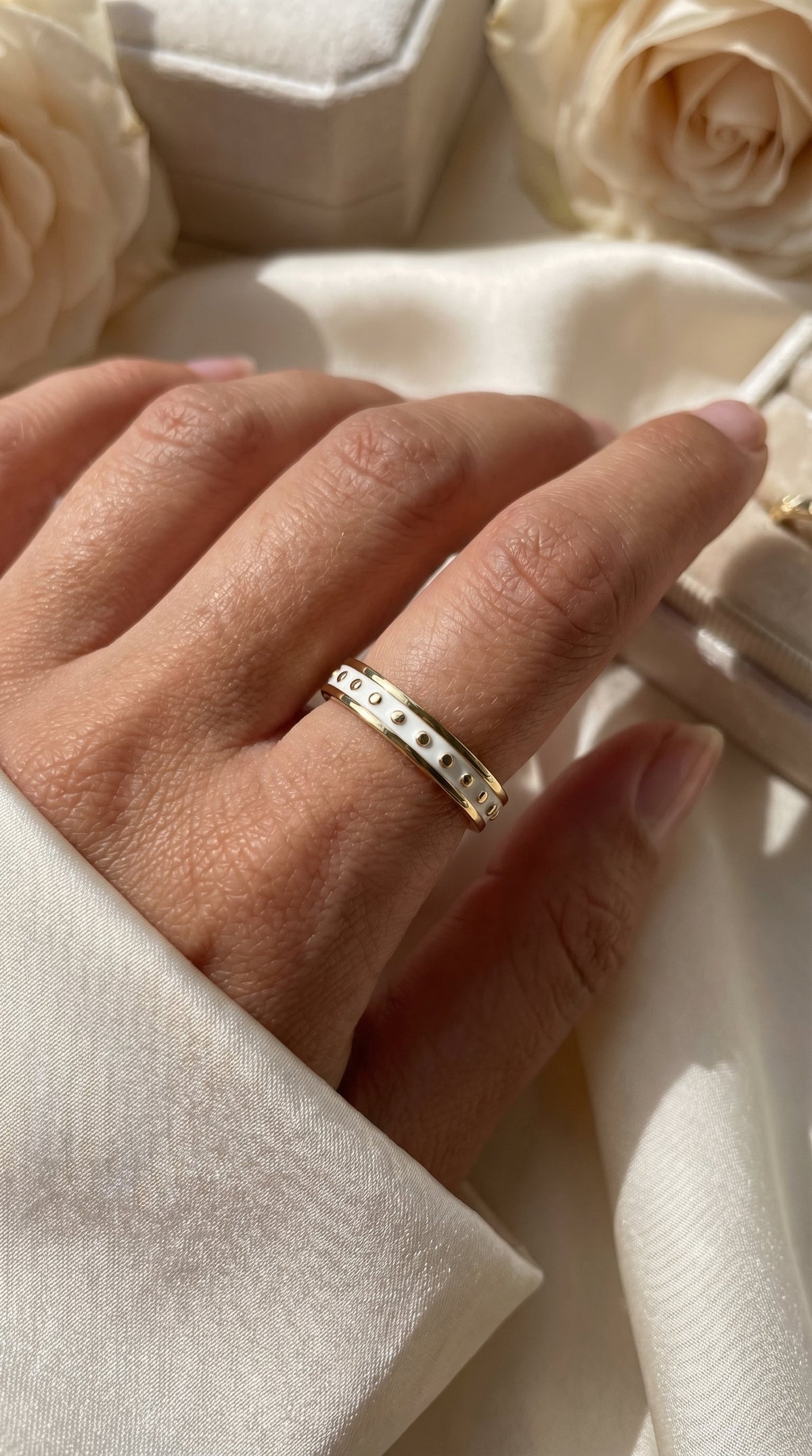 Minimlist Design Wedding Metal Band, view 2