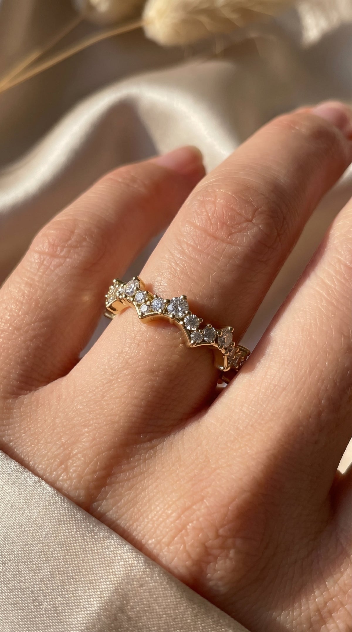 Round Diamond Curved Design Band, view 2