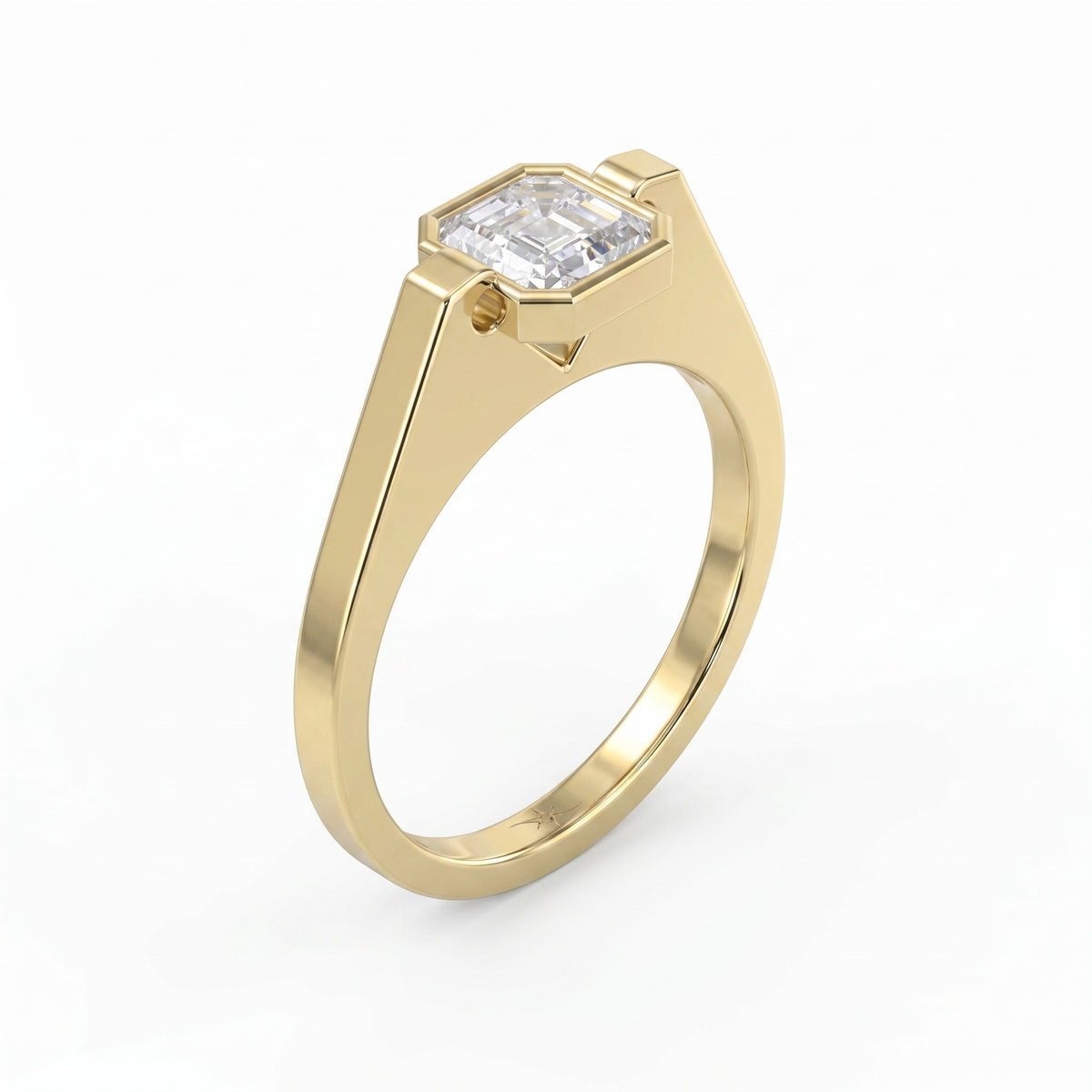 The Aurelia Half-Bezel Ascher Ring, view 3
