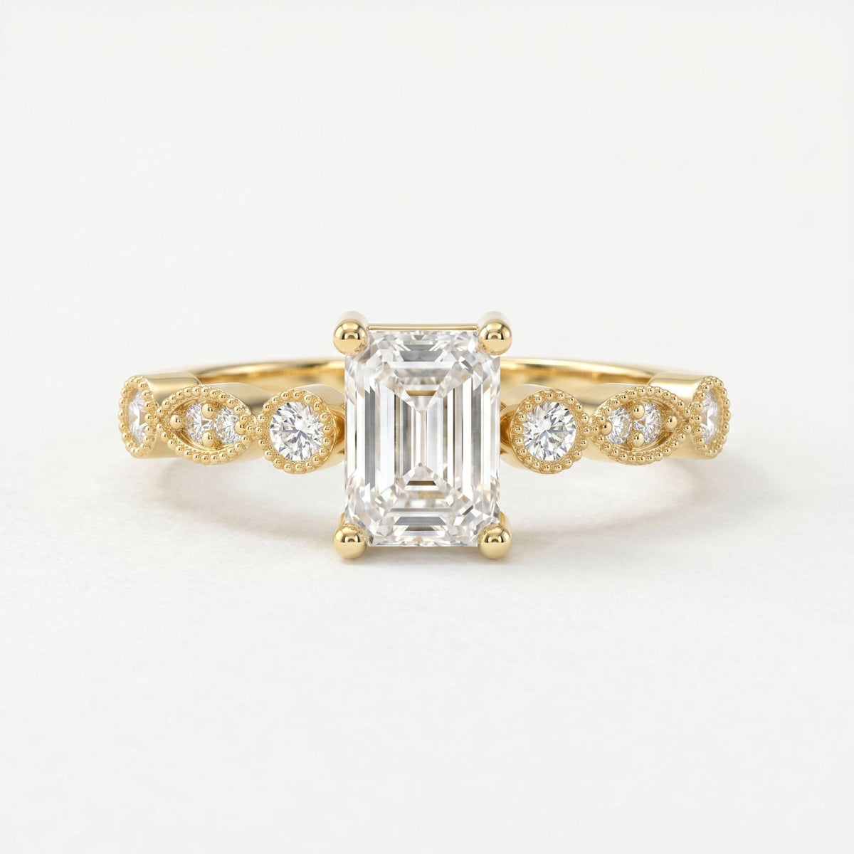 Antique Line Emerald Ring, view 1