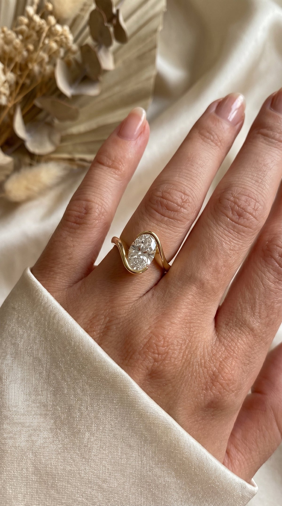 Modern Twist Bypass Design Oval Diamond Solitaire Ring, view 2