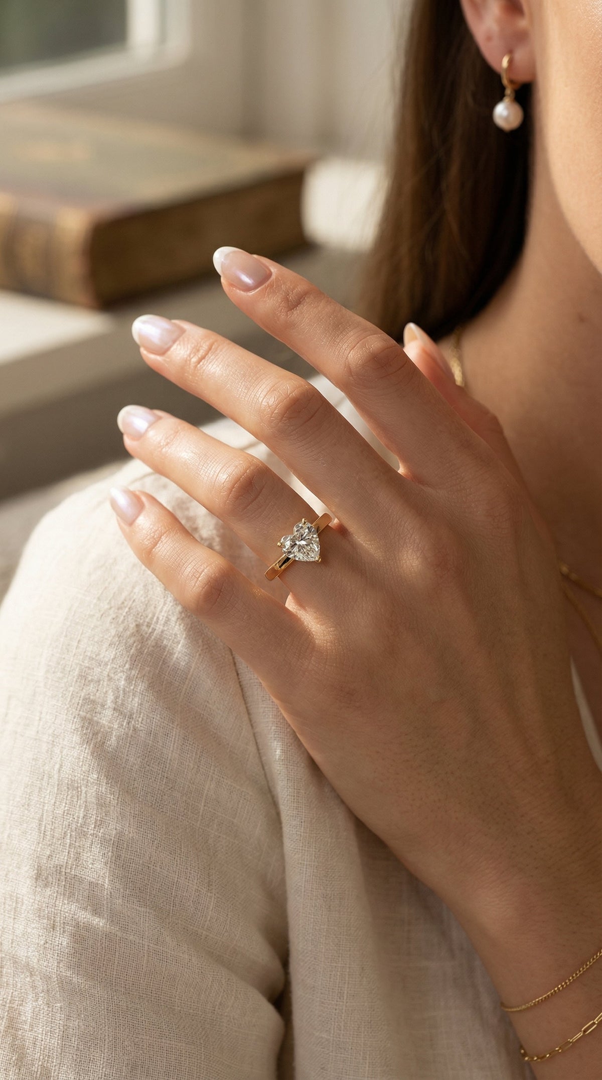 Amour Whisper Heart Brilliant Hidden Halo Ring, view 2