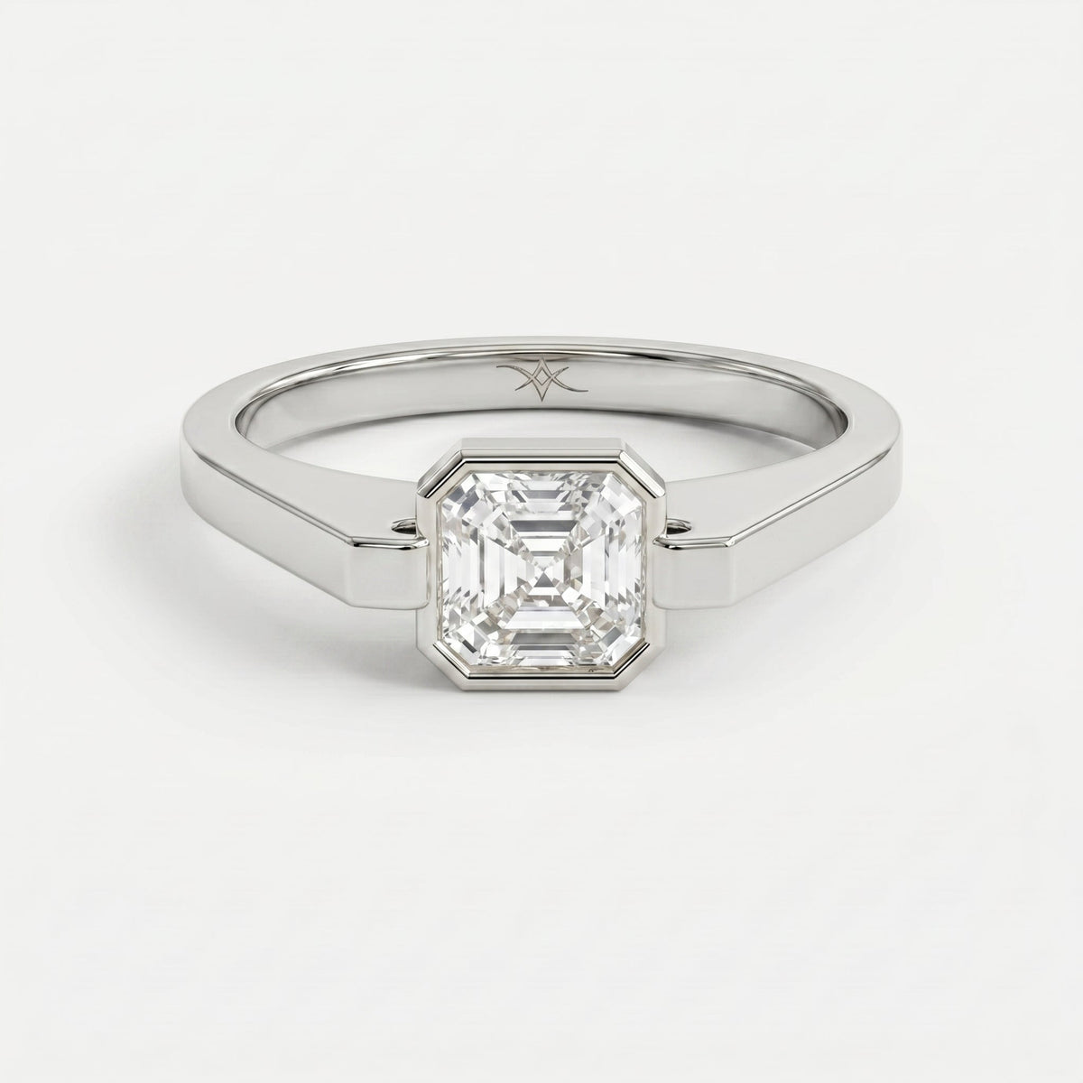 The Aurelia Half-Bezel Ascher Ring, view 6