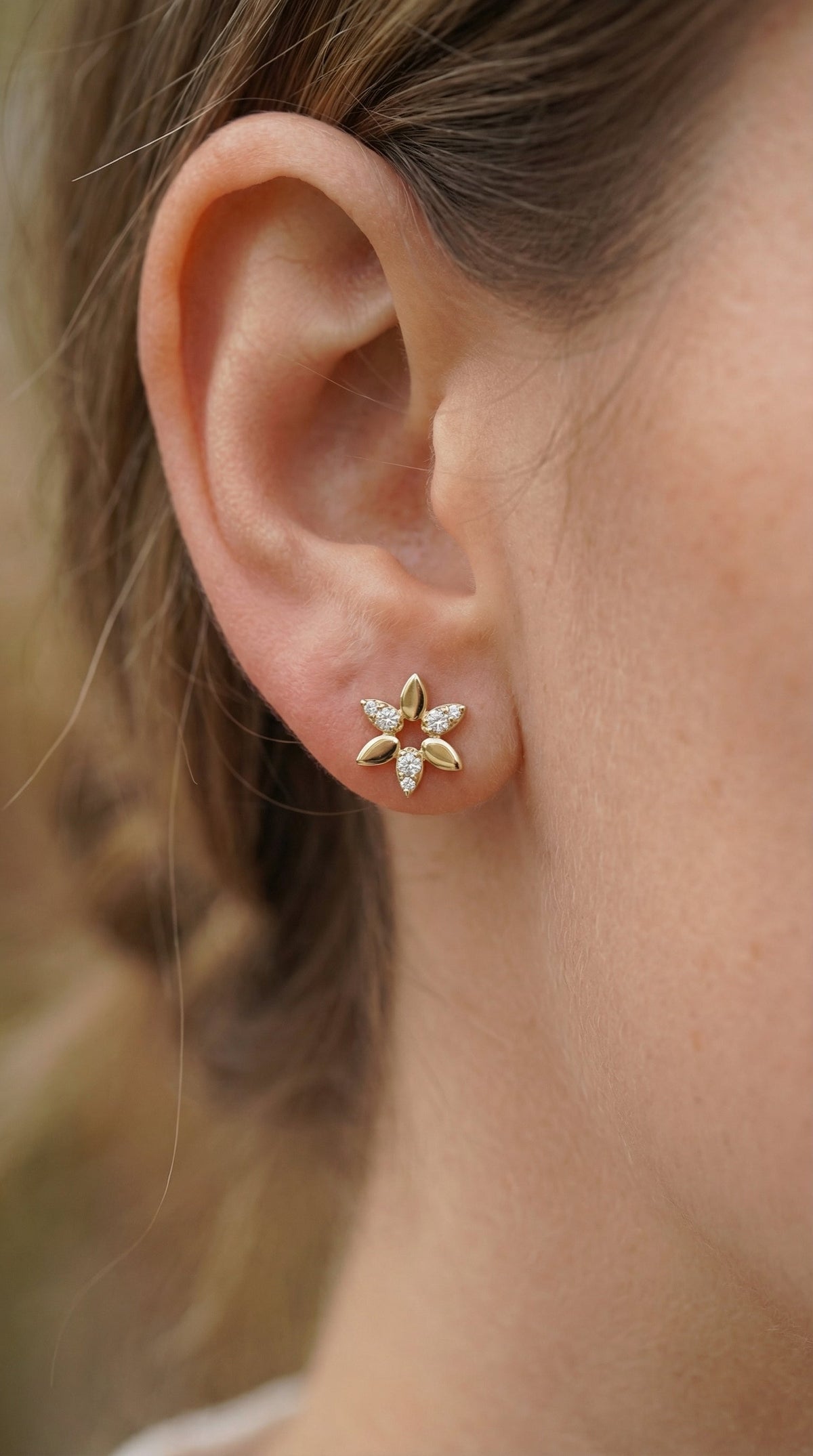 Elegant Leaf Petal Round Diamond Floral Cluster Design Earrings, view 2