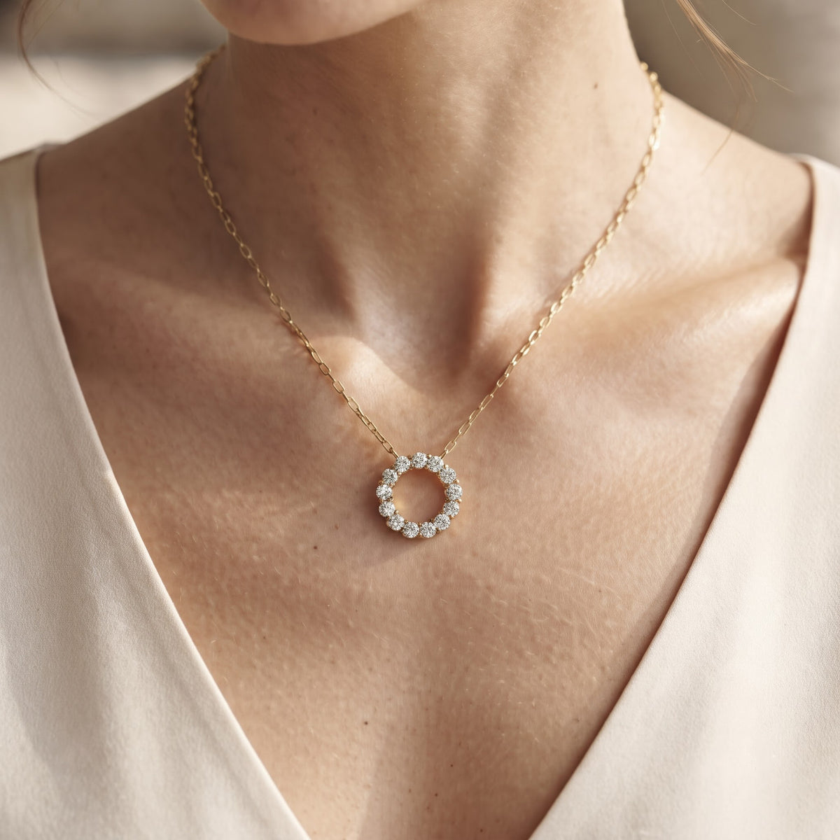 Round Diamond Circle Pendant Necklace, image 6